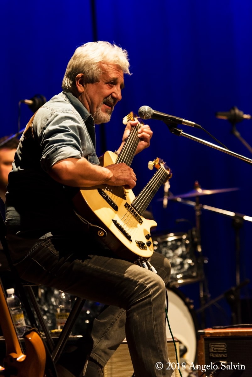 Udine, al Palamostre I Musici di Guccini e Lodo Guenzi con Tra la via Emilia e il West
