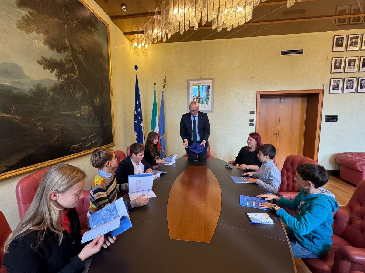 I ragazzi di San Giorgio di Nogaro in visita al Consiglio regionale