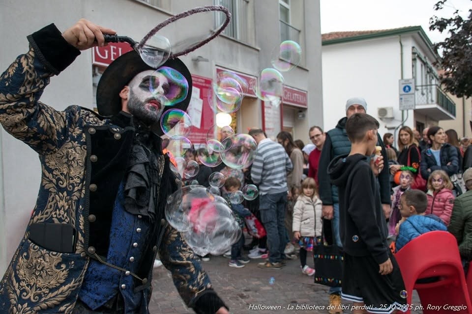 Halloween ad Albignasego, spettacoli e apericena solidale a Villa Obizzi
