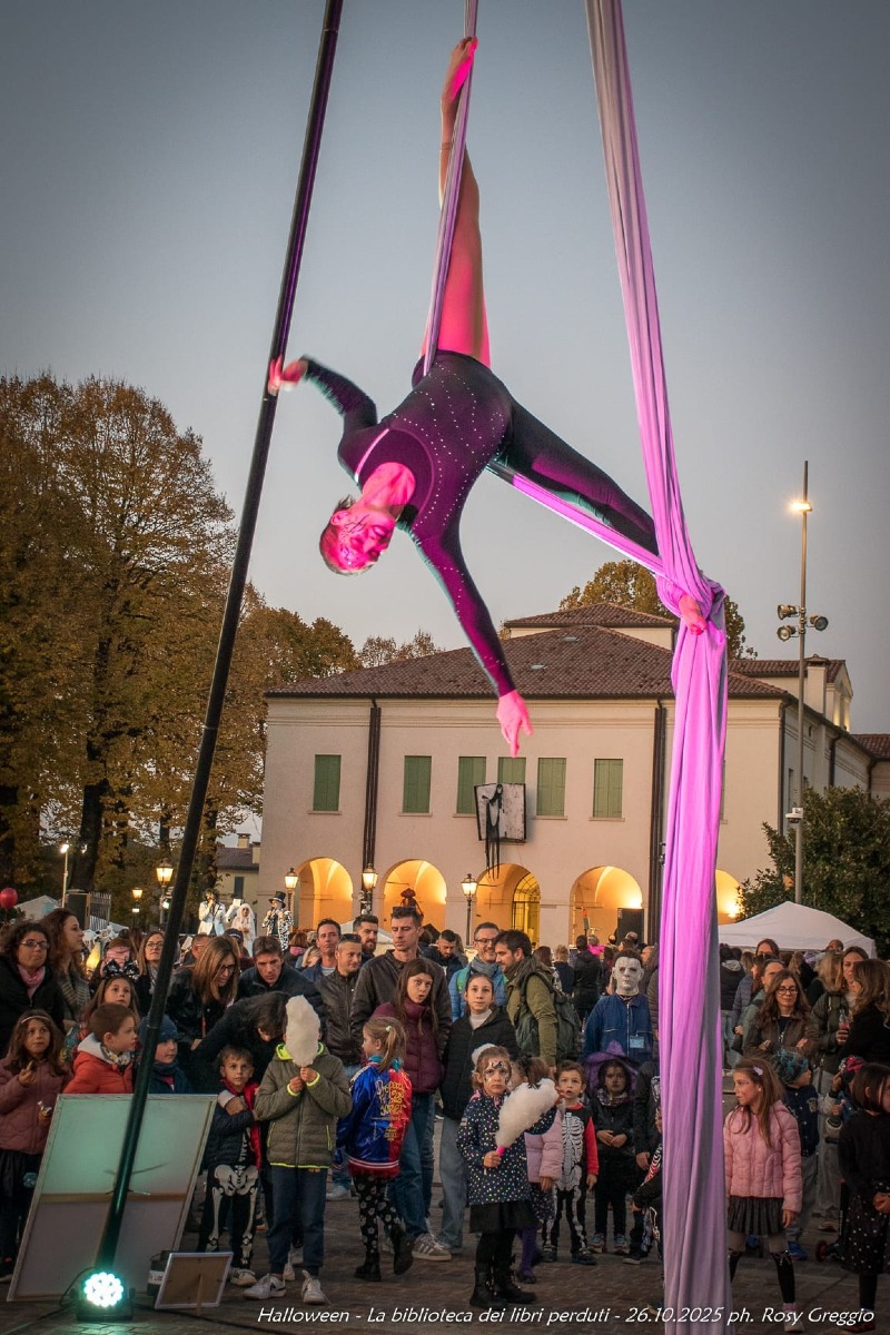 Halloween ad Albignasego, spettacoli e apericena solidale a Villa Obizzi