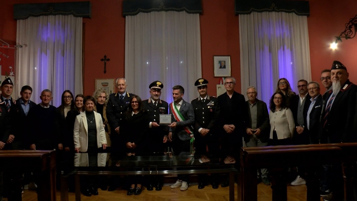 Ponte di Piave rende omaggio al comandante Degiglio dopo vent’anni di servizio