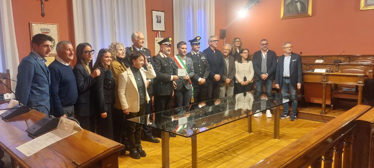 Ponte di Piave rende omaggio al comandante Degiglio dopo vent’anni di servizio