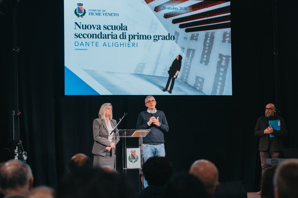 Fiume Veneto, scuola Dante: quasi 12 milioni e il 77% di fondi esterni
