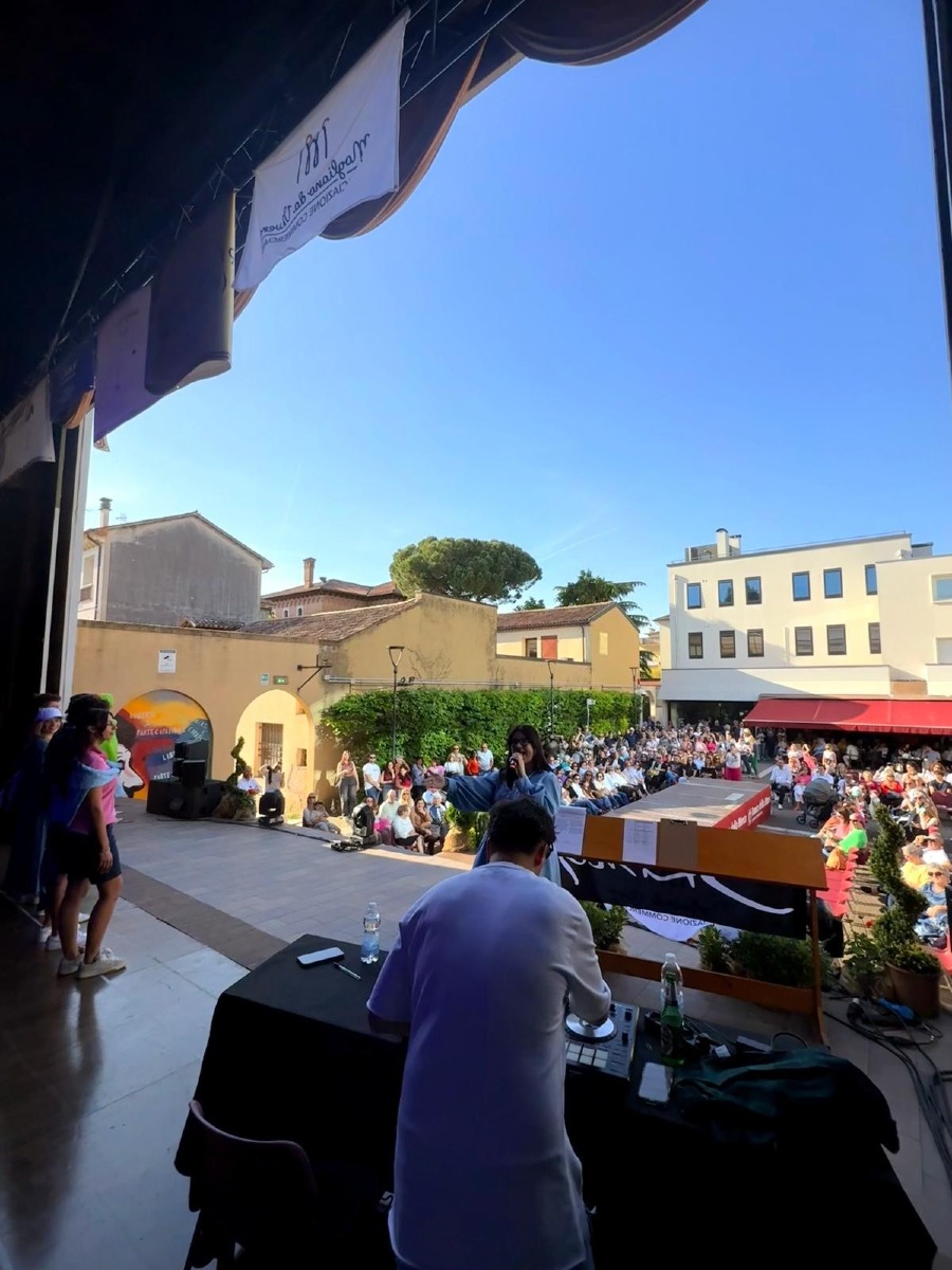 Mogliano Veneto, sfilata dei negozi per sostenere La Forza in Passerella