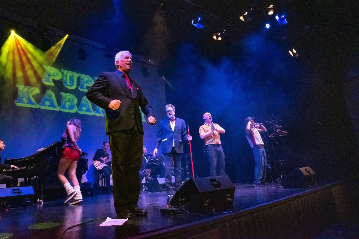 Pupkin Kabarett torna al Teatro Miela per i 25 anni: in scena cast storico e musicisti